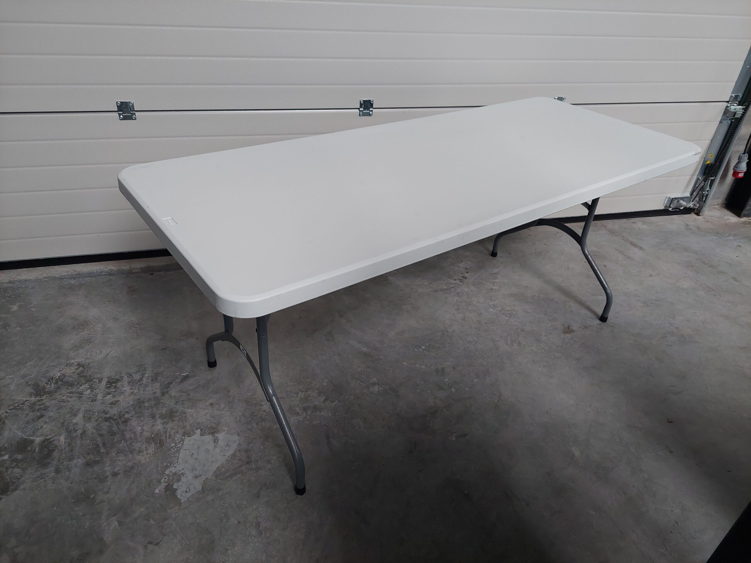 munt Frank Worthley Reusachtig Klaptafel / buffettafel opklapbare tafel kunststof bovenblad 180 x 74 cm. -  JOBA Partyverkoop