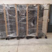 4 Demontabele garderoberekken / kapstokken met 104 rvs haken op trolley / transportkar actieprijs.