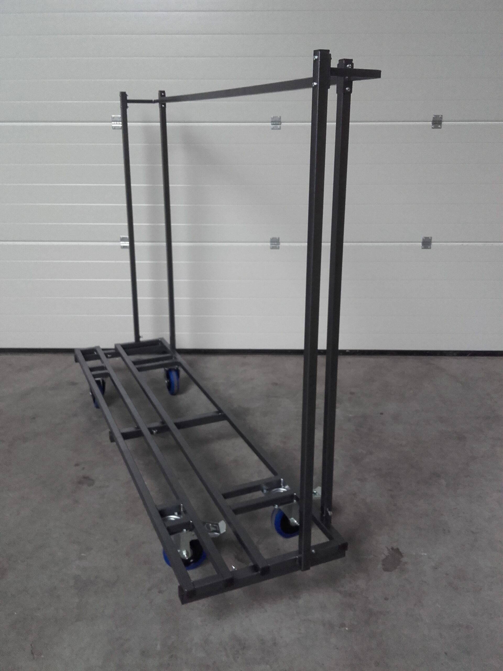 transportkar voor bankensets (2) transportkar voor bankensets (2)