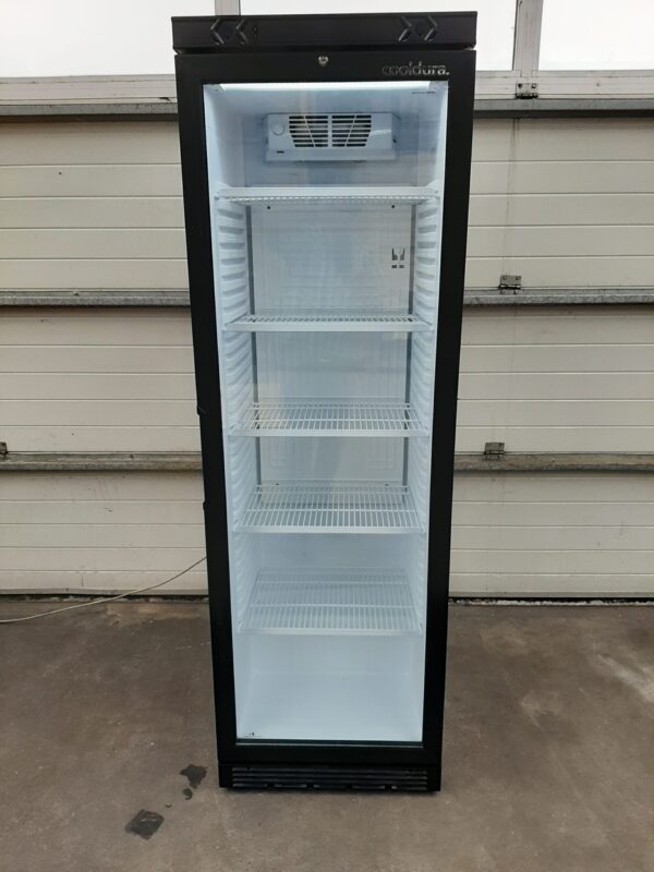 Glasdeurkoelkast glasdeurkoeling groot 368 liter inhoud met ledverlichting wit nieuw.